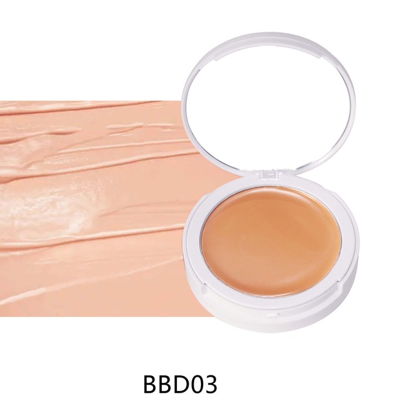 Cream Compact Foundation - Picture 1 of 5